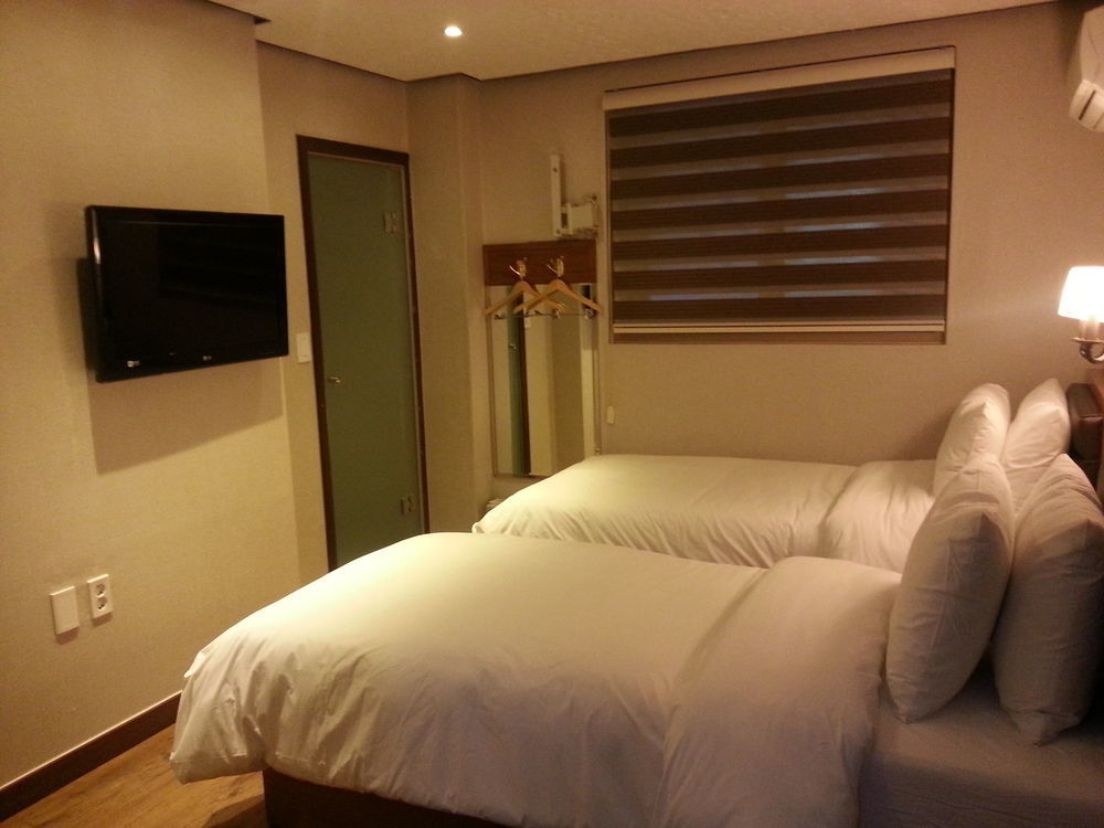 Hotel Friendly Dh Naissance By Mindrum Group 2*