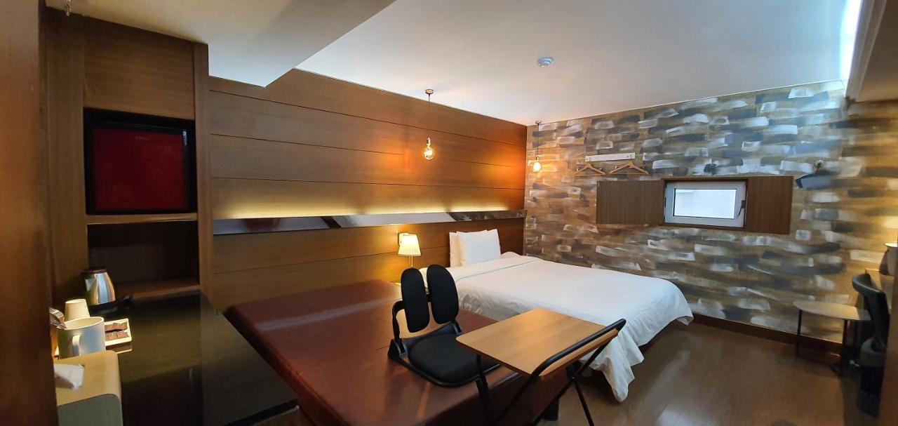 Hotel Friendly Dh Naissance 2*